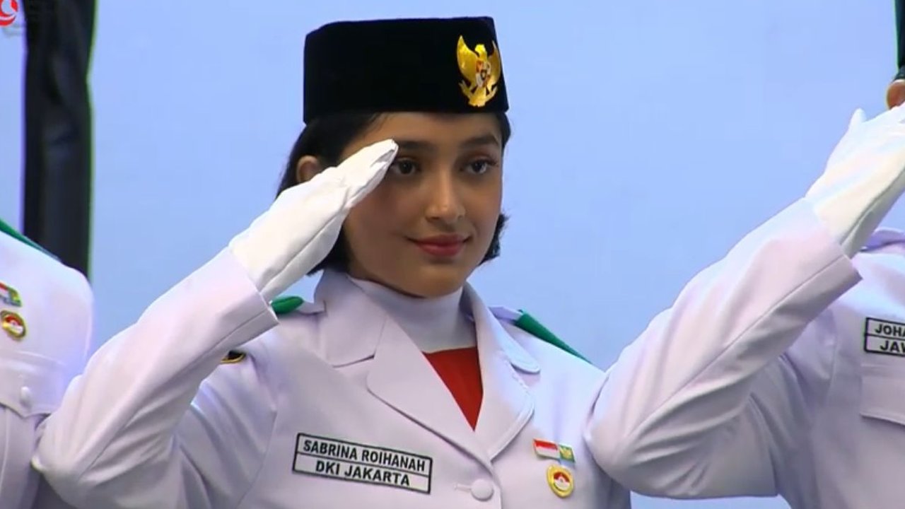 Sosok Sabrina Roihana, Paskibraka Asal Jakarta yang Curi Perhatian Warganet