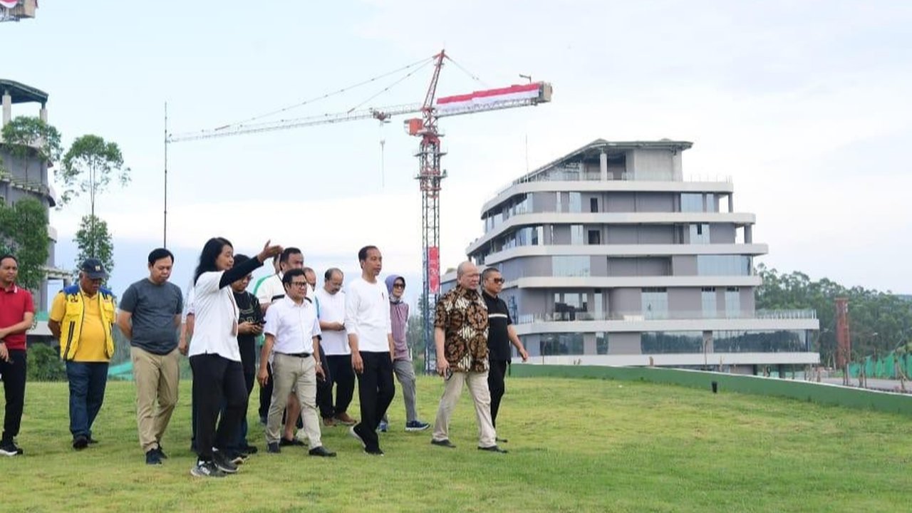 Pernah Jadi Lawan di Pilpres, Sosok Mantan Pejabat Ini Muncul Diajak Jokowi Berkeliling IKN