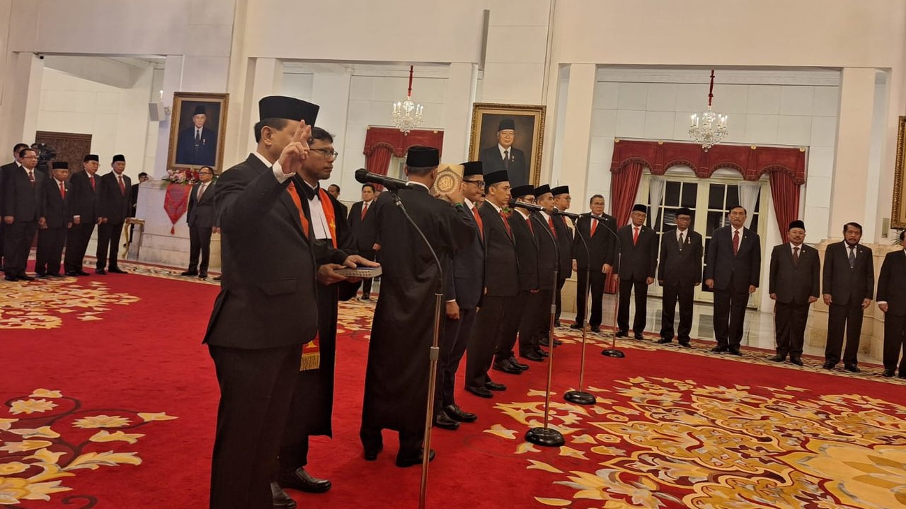 Jokowi Lantik Tiga Kepala Badan Baru, Berikut Daftar Lengkapnya