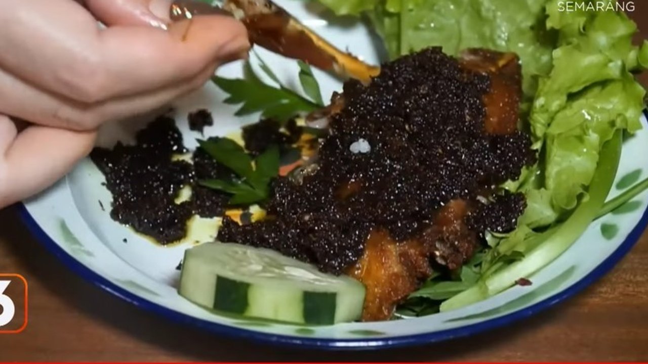 Bebek bumbu hitam Boyolali