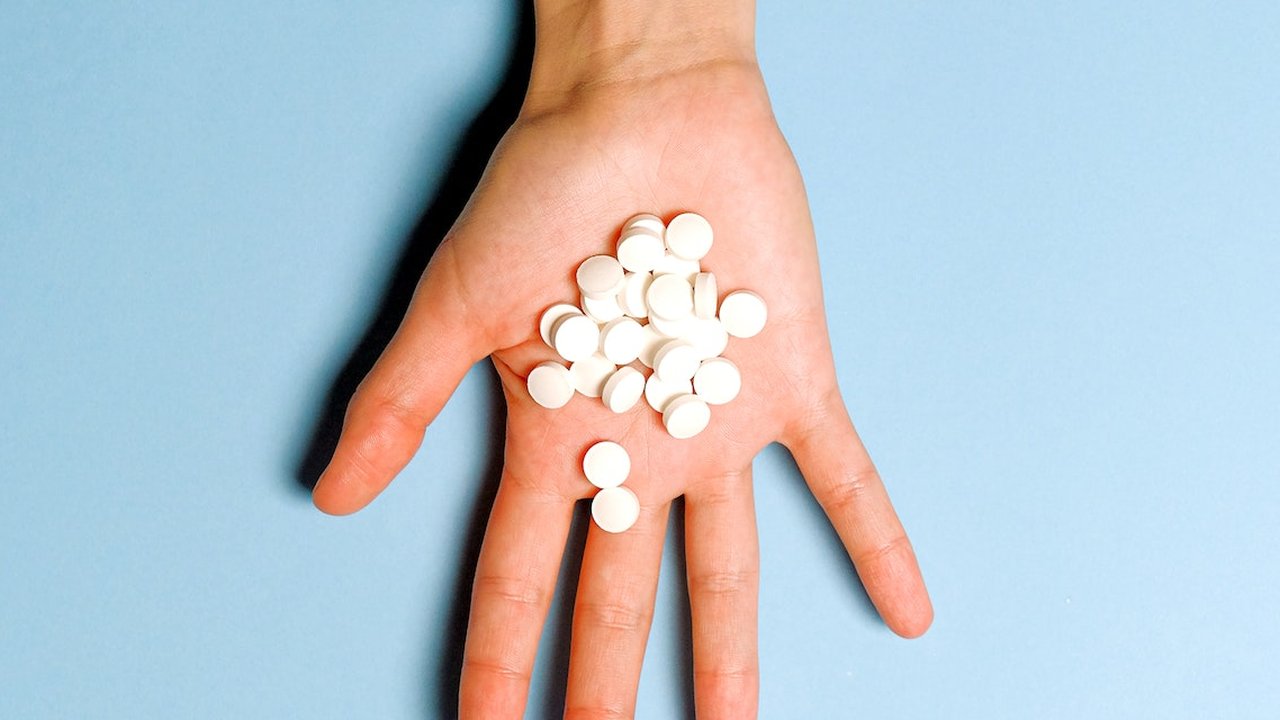 Ilustrasi Obat dan Vitamin