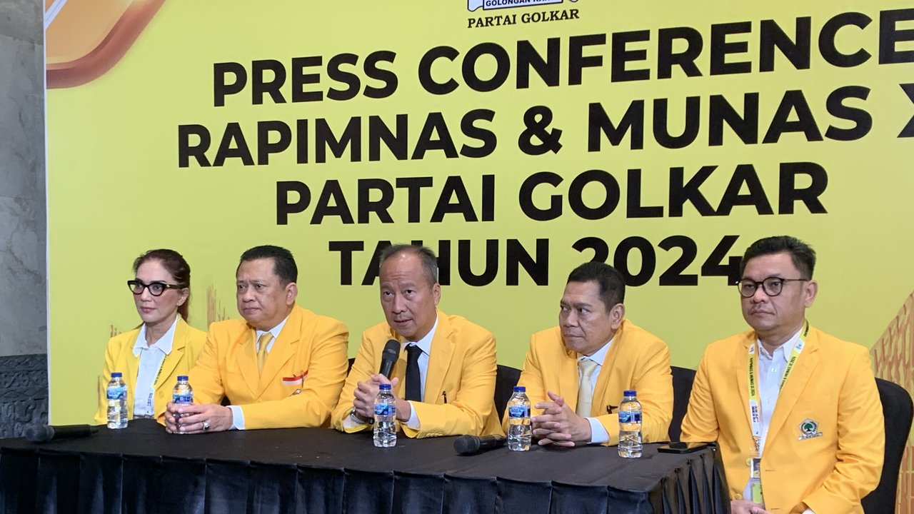 Bahlil Daftar Calon Ketum Golkar