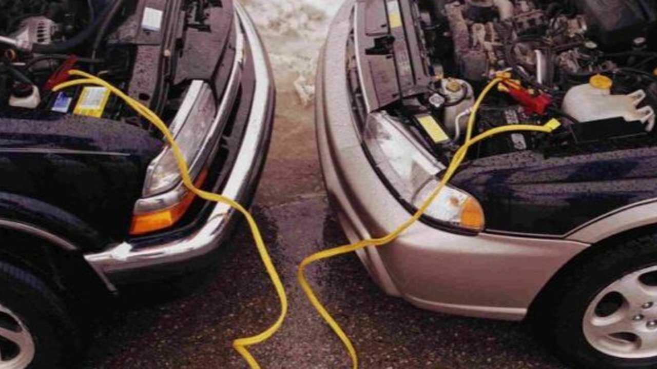 7 Cara Memasang Aki Mobil yang Aman dan Benar