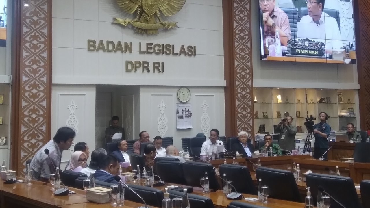 Usai Dilantik, Menkum HAM Langsung Rapat Bareng Baleg DPR Bahas RUU Pilkada Tancap Gas Bentuk Panja