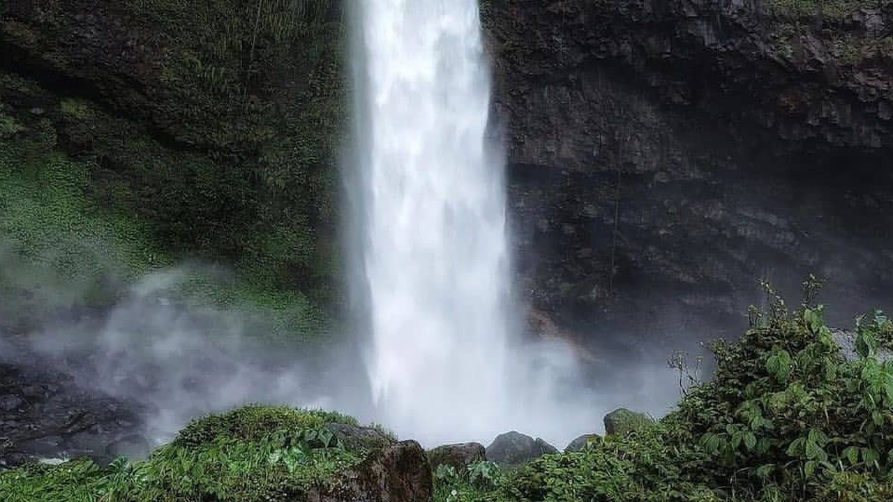 Curug Ciparay Tasikmalaya
