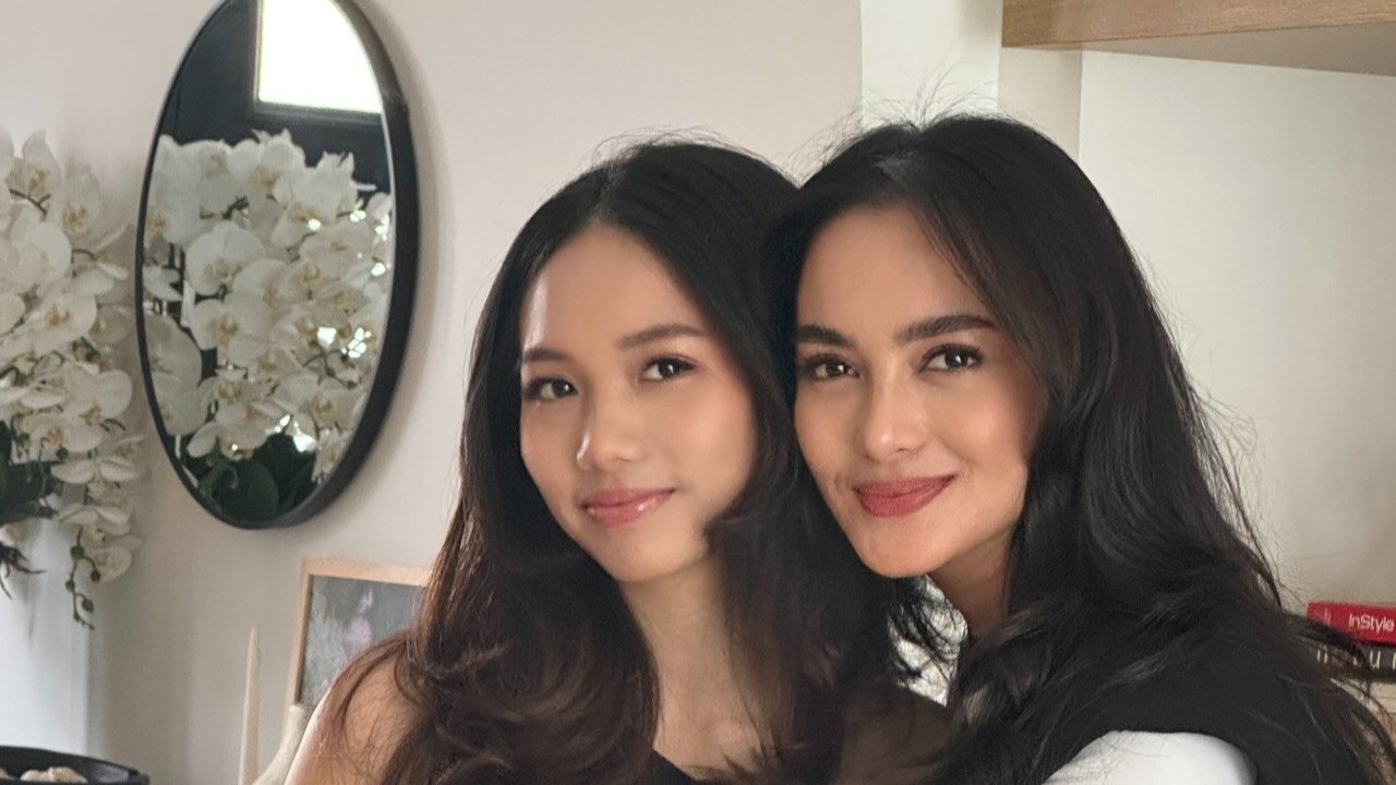 Potret Ririn Ekawati dan Anak Gadisnya