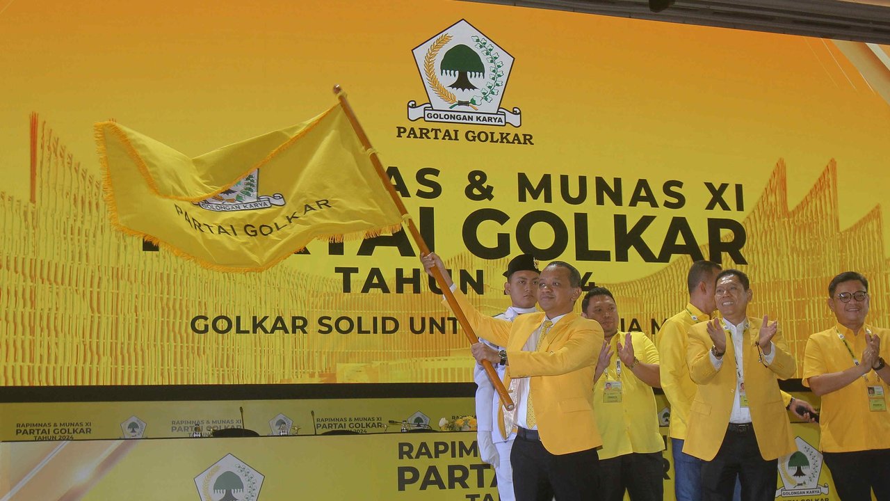 Ketua Umum Partai Golkar Bahlil Lahadalia menyampaikan pidato dalam Rapimnas dan Musyawarah Nasional (Munas) XI Partai Golkar 2024 di Jakarta, Rabu (21/8/2024).
