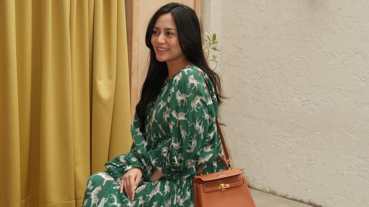 Rachel Vennya Diduga Putus dari Salim usai Saling tidak mengikuti di Instagram (Sumber: Instagram/rachelvennya)