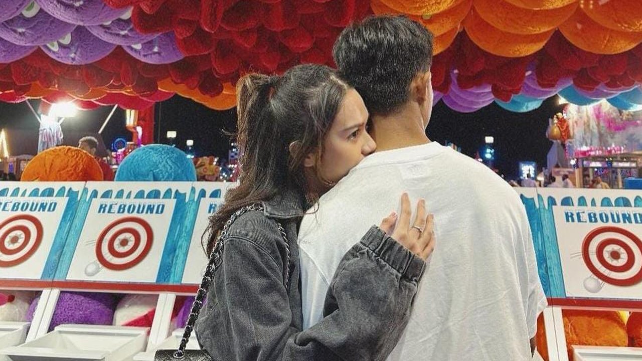 Setahun Menikah, Potret Kemesraan Azizah Salsha dan Pratama Arhan yang Curi Perhatian