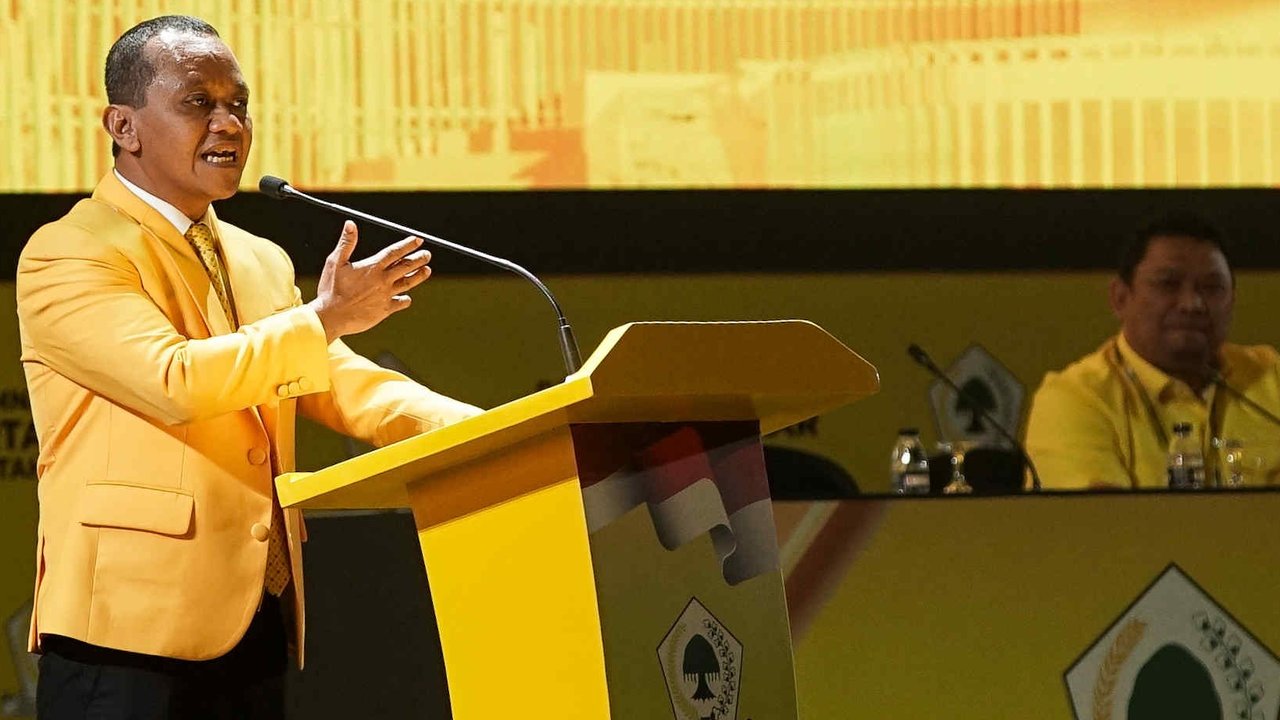 Ketua Umum Partai Golkar Bahlil Lahadalia menyampaikan pidato dalam Rapimnas dan Musyawarah Nasional (Munas) XI Partai Golkar 2024 di Jakarta, Rabu (21/8/2024).