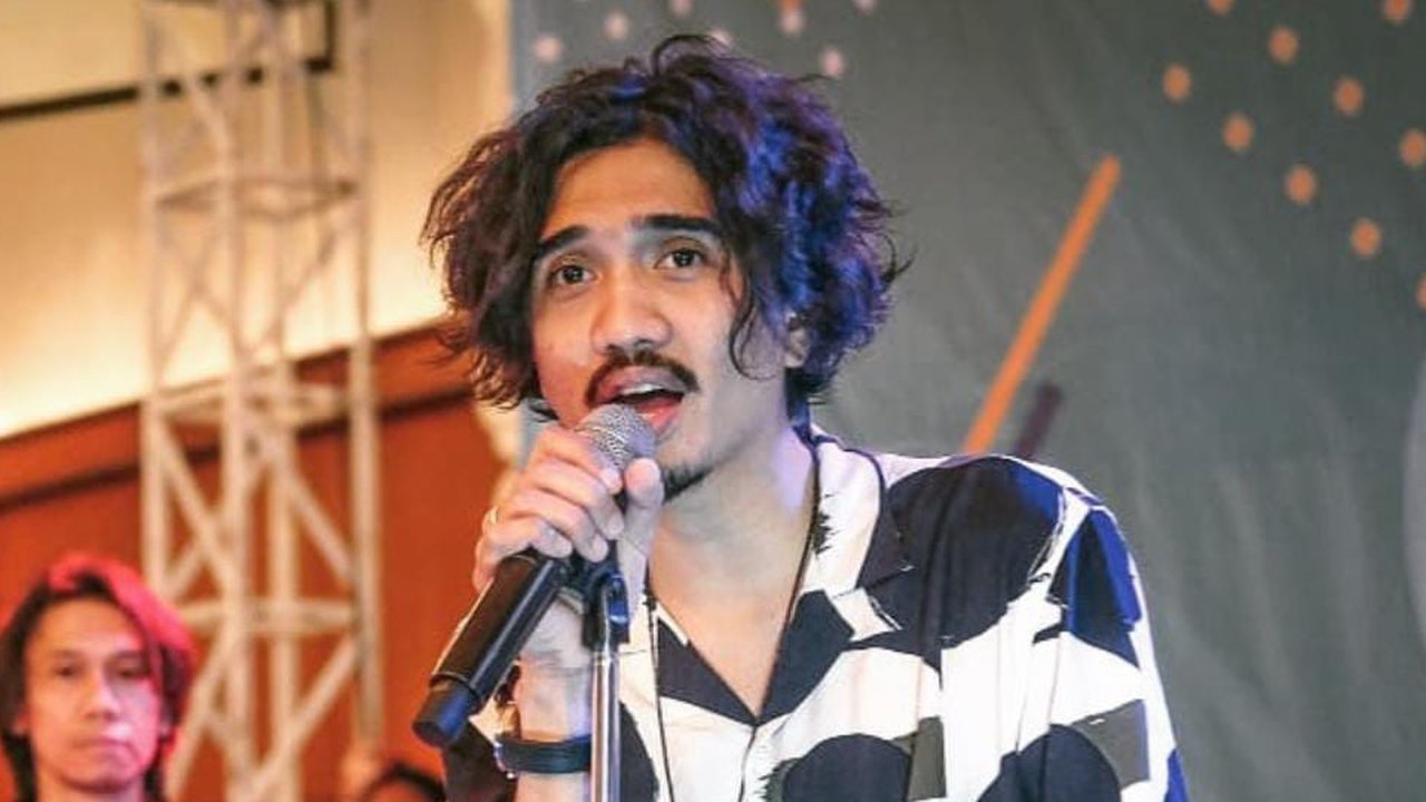 Dikenal Kalem, Duta Sheila On 7 Ikut Posting Peringatan Darurat & Putar Lagu 'Bobrok'