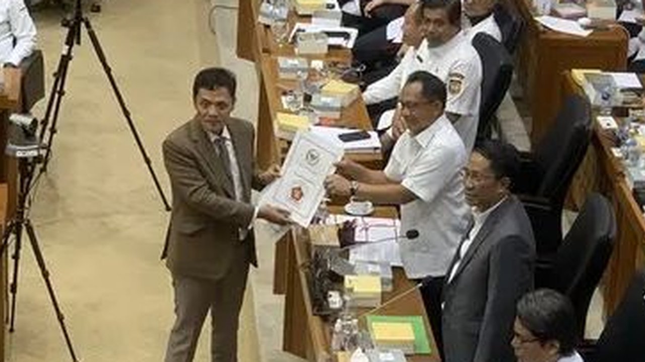 DPR Batal Sahkan RUU Pilkada Hari Ini