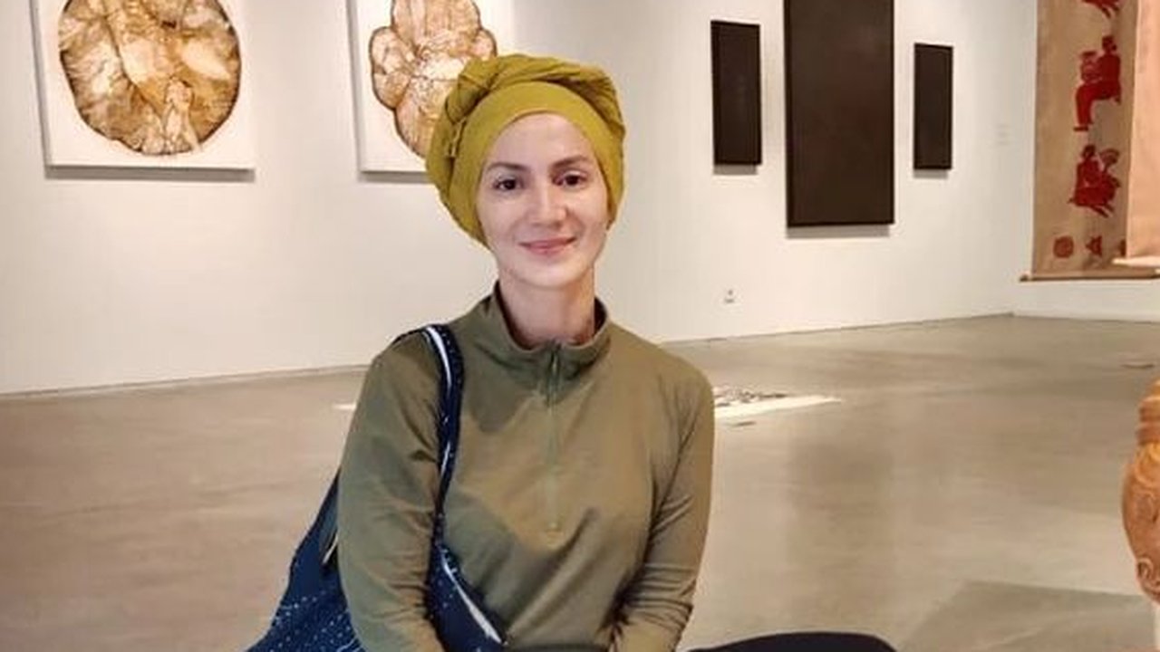 Putuskan Keluar dari Partai, Ini Sosok Politisi dan Artis Senior Wanda Hamidah