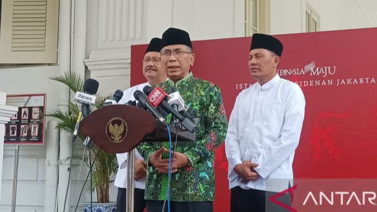 Gus Yahya di Istana