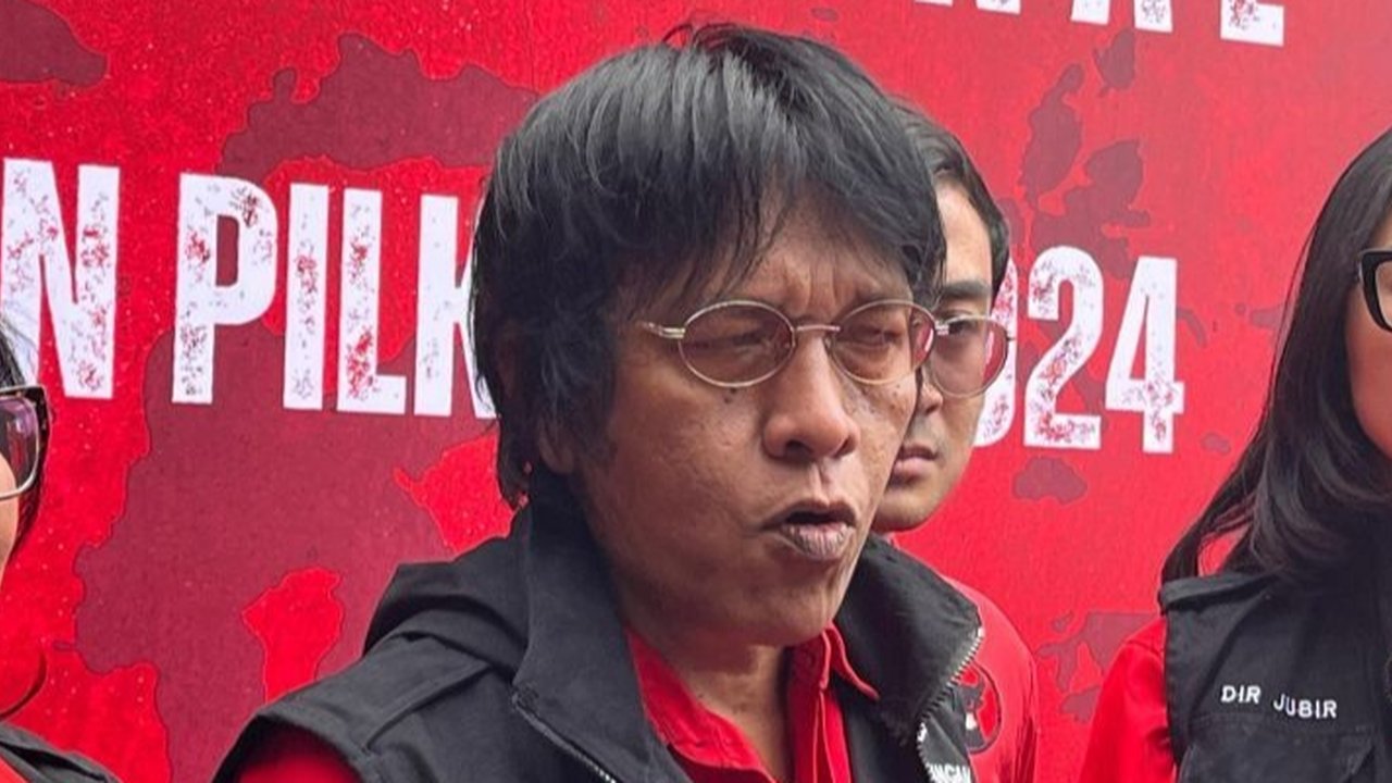 Wasekjen PDIP Adian Napitupulu