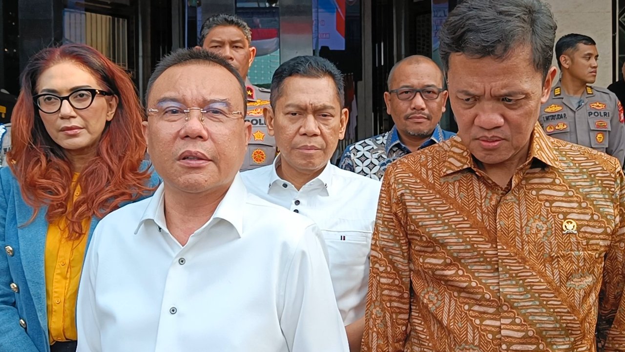 Wakil Ketua DPR Sufmi Dasco berbicara mengenai RUU Mahkamah Konstitusi (MK). (Liputan6.com/ Delvira Hutabarat)