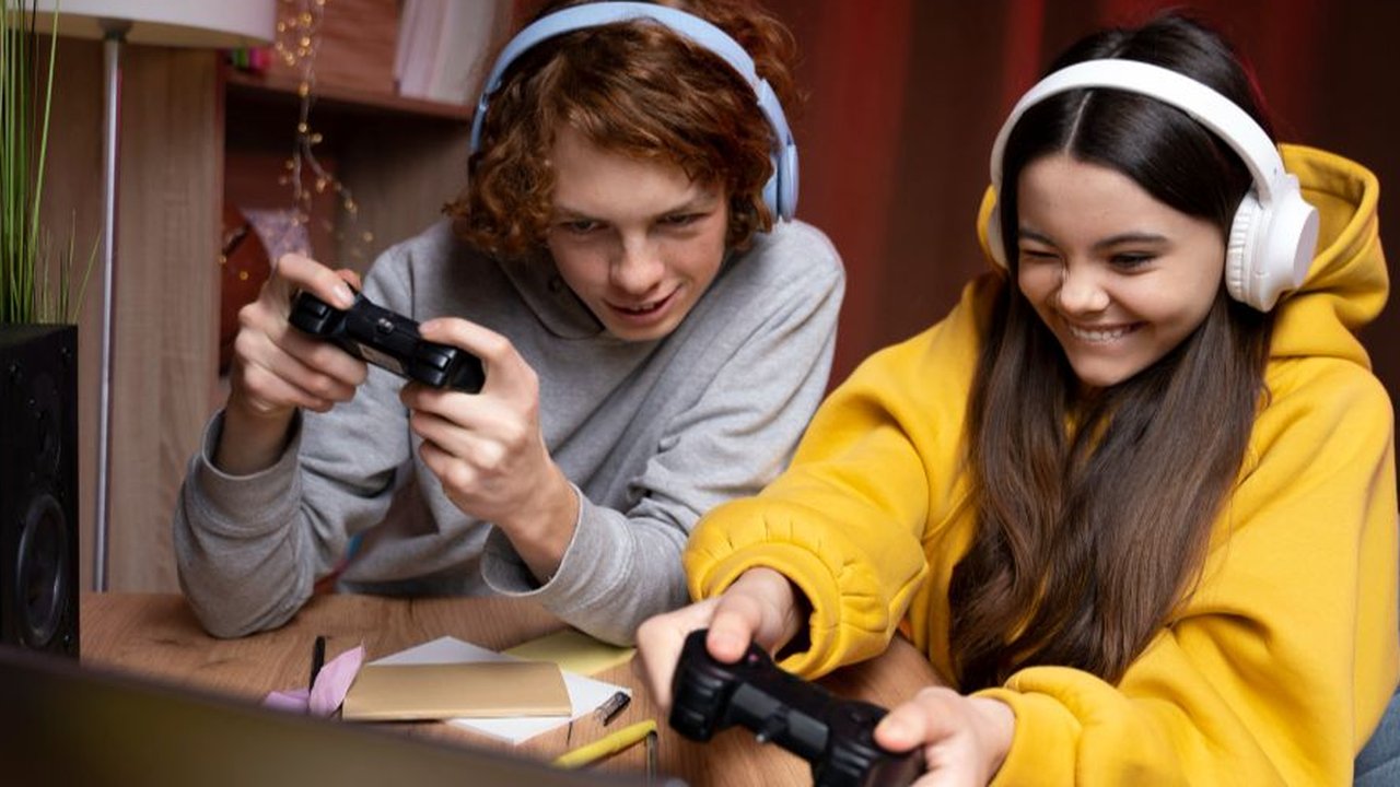 The best video games for couples to play together.