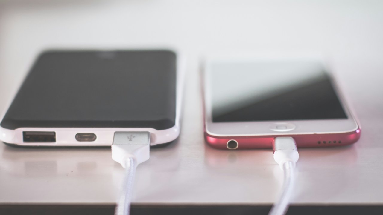Tanda-Tanda Charger HP Mulai Rusak, Perhatikan Hal Ini