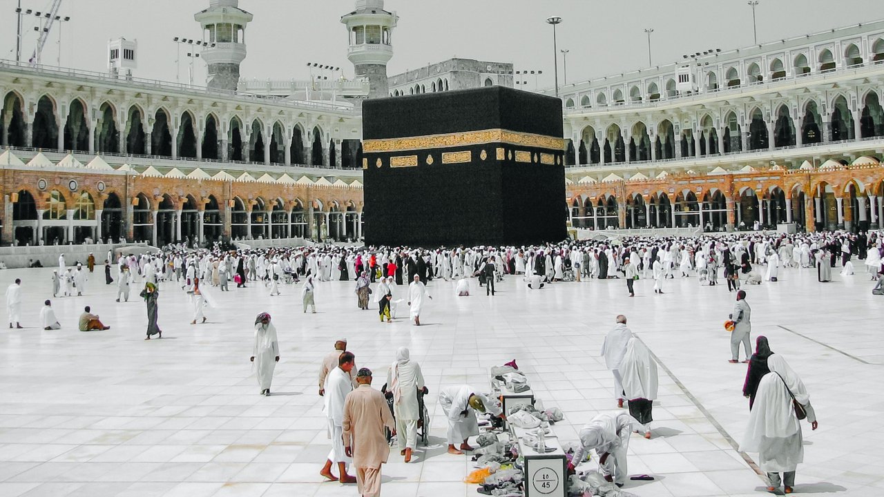 Ilustrasi haji, umrah, makkah. (Photo by Beris Creatives on Unsplash)
