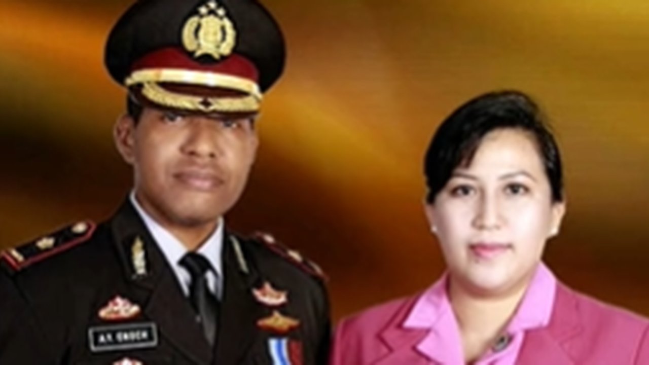 Kisah Cinta, Kombes Andi Yoseph Enoch Berawal Dikenalkan Oleh Seorang Teman Sampai ke Pelaminan