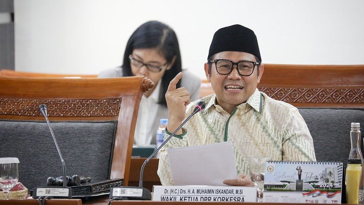 Ketua Umum PKB Abdul Muhaimin Iskandar alias Cak Imin saat berpidato dalam gelaran Uji Kelayakan dan Kepatutan bagi seluruh calon pimpinan DPRD Fraksi PKB se-Indonesia di Kantor DPP PKB, Jakarta Pusat, Minggu (21/7/2024). (Dok. Tim Media PKB)