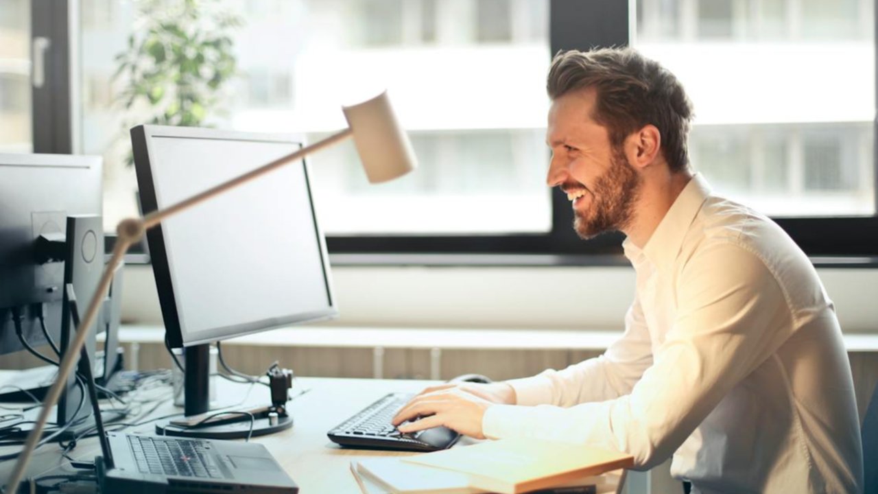 Ilustrasi Pekerja Kantoran