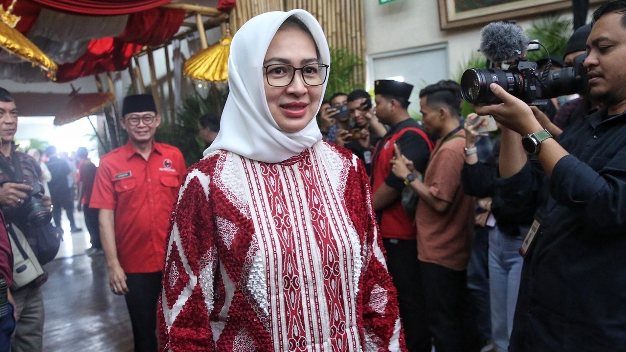Calon gubernur Banten Airin Rachmi Diany, bakal calon Wakil Gubernur Banten Ade Sumardi. Liputan6.com/Angga Yuniar
