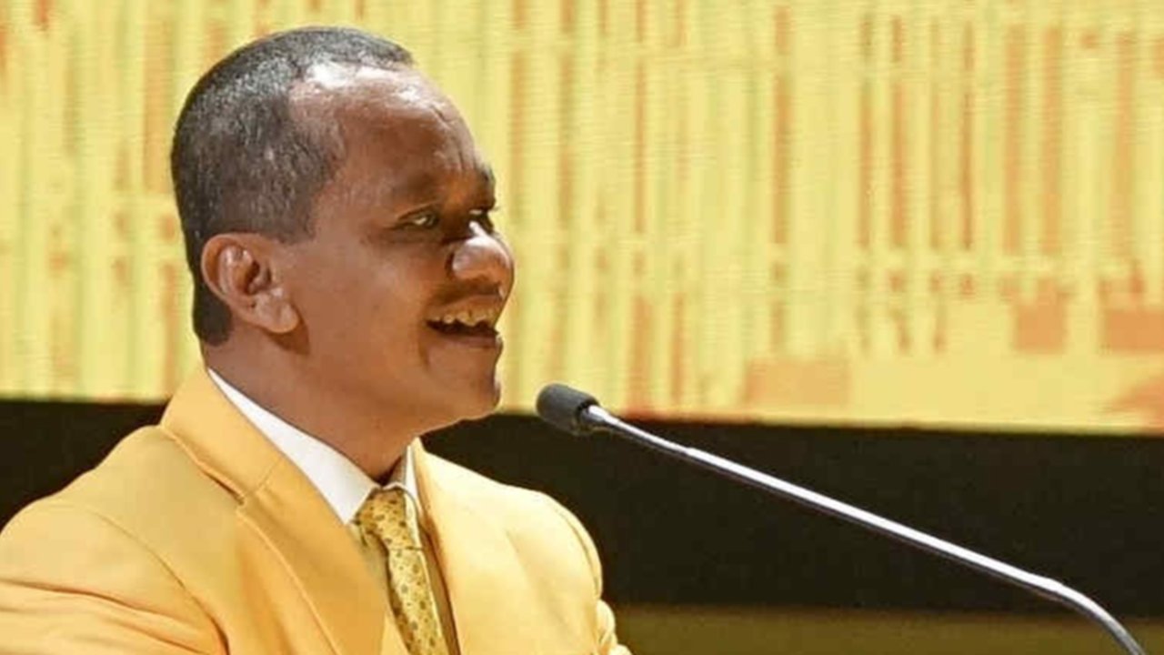 Ketua Umum Partai Golkar Bahlil Lahadalia menyampaikan pidato dalam Rapimnas dan Musyawarah Nasional (Munas) XI Partai Golkar 2024 di Jakarta, Rabu (21/8/2024).