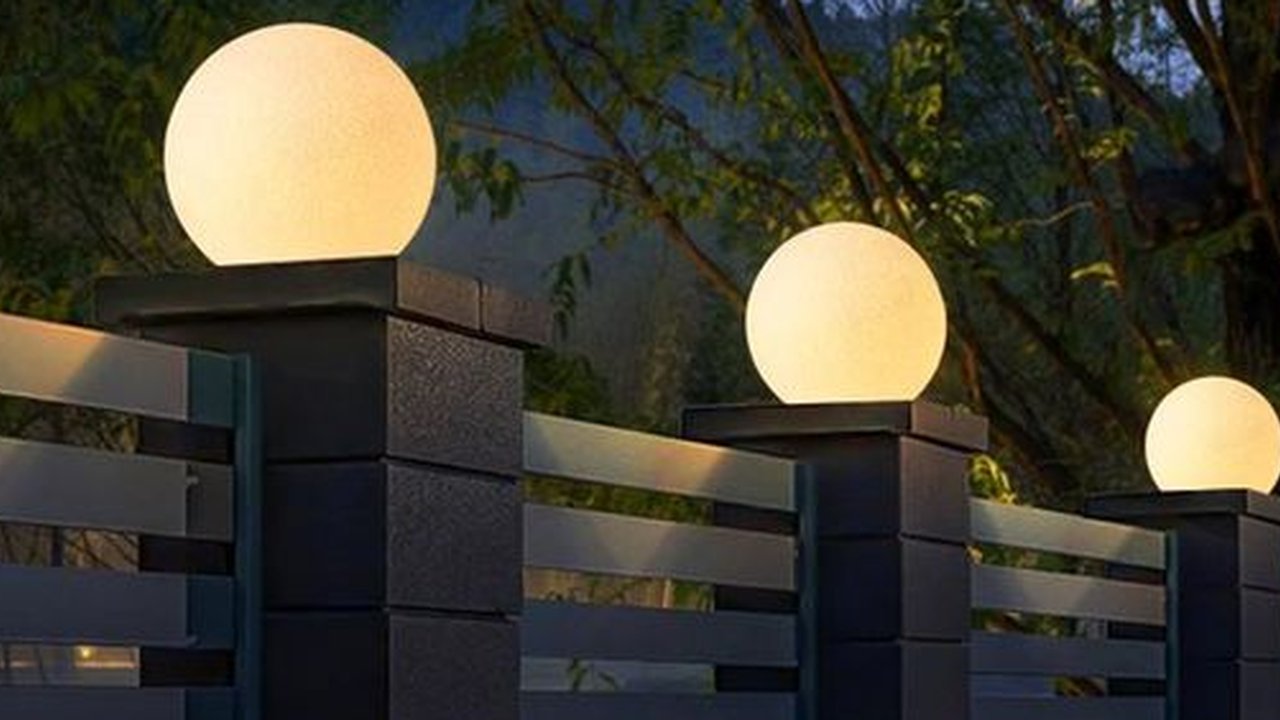 Lampu pagar modern