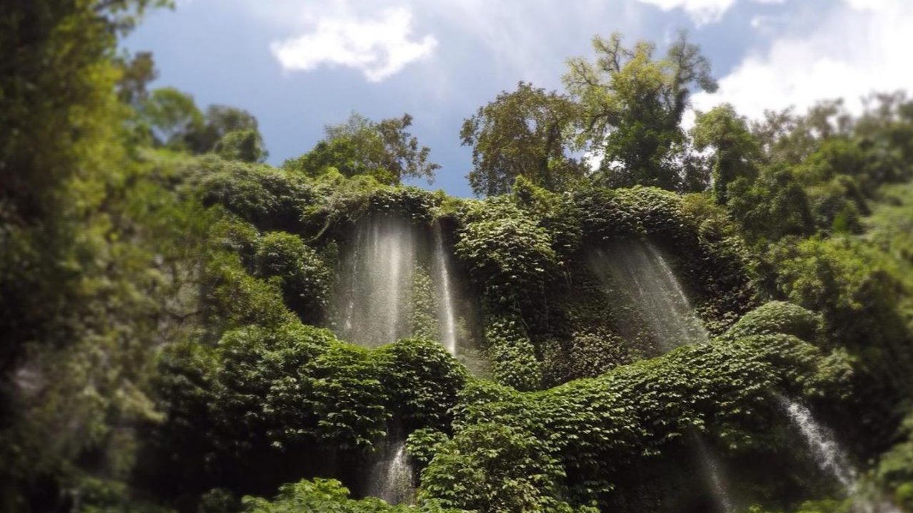 Air Terjun Benang Kelambu