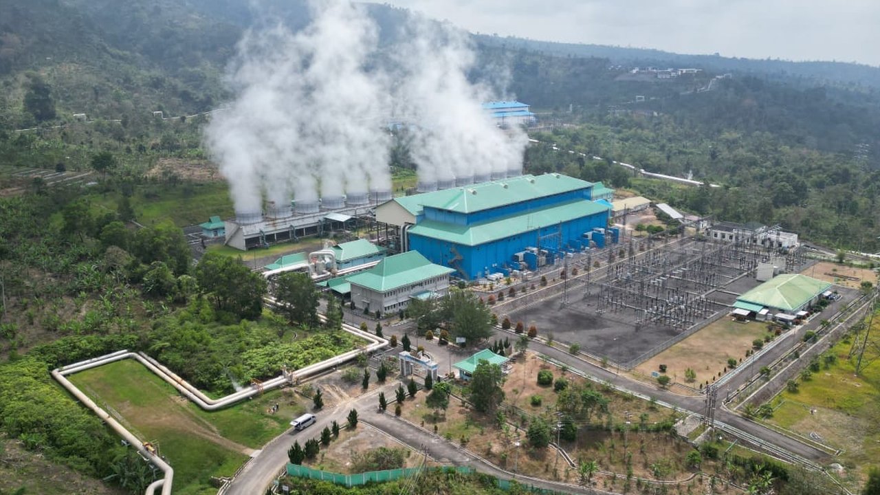 <p>Layanan listrik hijau Renewable Energy Certificate (REC) dari PT PLN (Persero) telah dinikmati oleh 5.407 pelanggan. (dok PLN)</p>