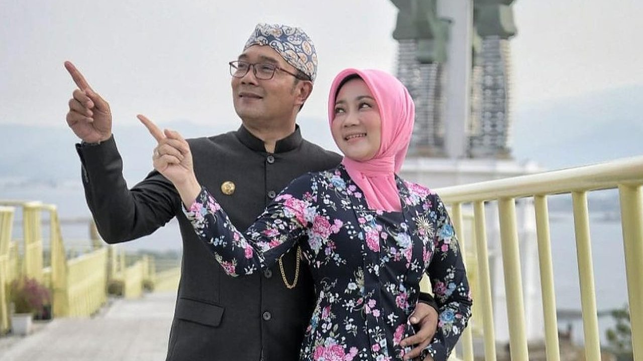 Nama Atalia Praratya atau Ibu Cinta kembali menjadi perbincangan setelah dikabarkan lolos dan menduduki satu kursi anggota DPR RI dari Dapil Jawa Barat I. [Foto: Instagram/ataliapr]
