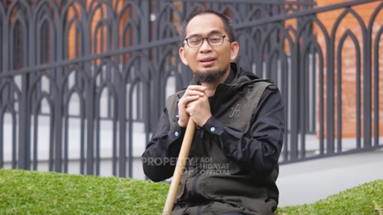 Pesantren Ustaz Adi Hidayat segera dibuka.