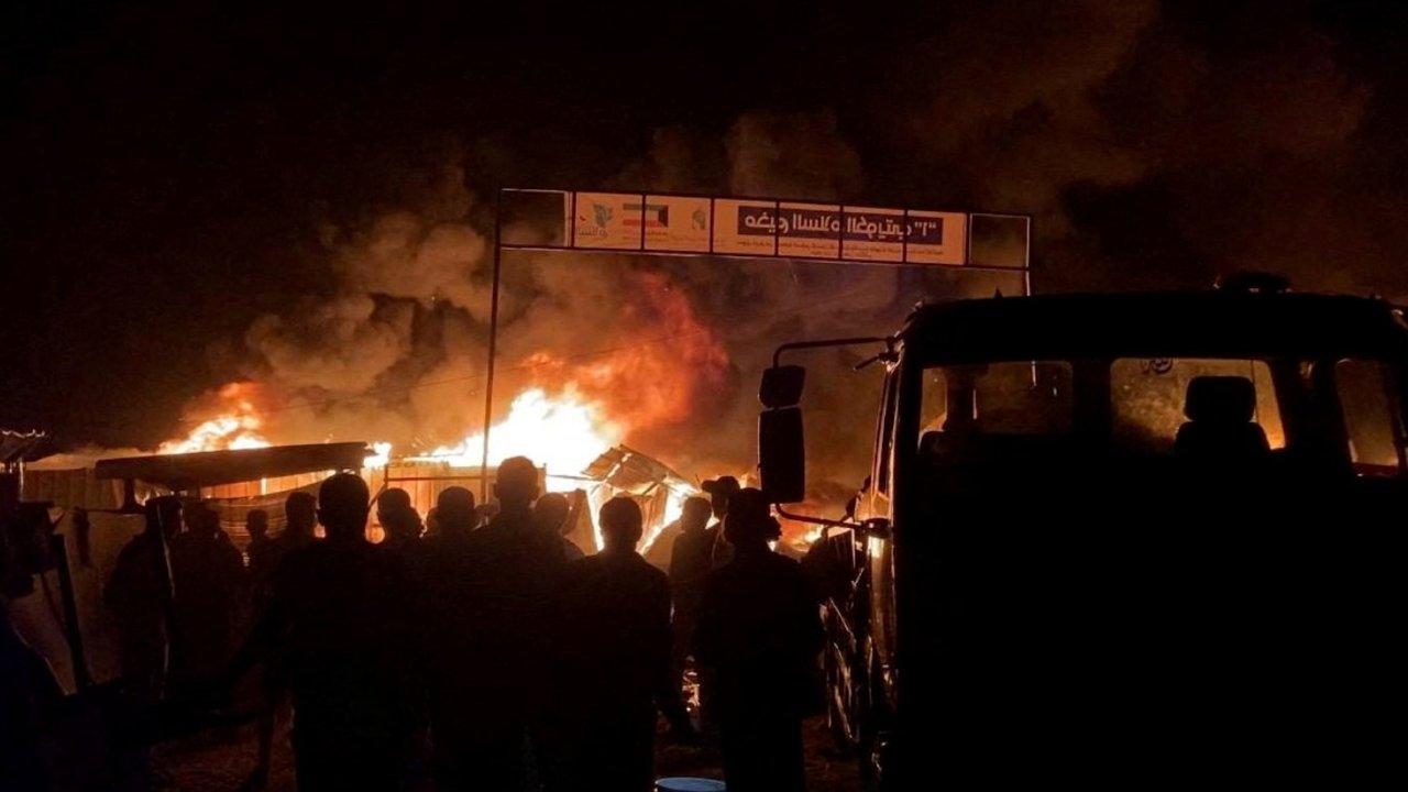 Serangan tentara Israel di kota Rafah, Palestina, telah menyebabkan banyak anak-anak dan pengungsi menjadi korban.