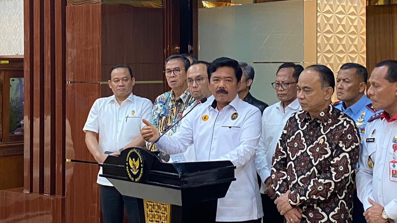 Menko Polhukam Hadi Tjahjanto sekaligus ketua Satgas Pemberantasan Judi Online di Kemenko Polhukam, Jakarta, Rabu (19/6) (Istimewa)