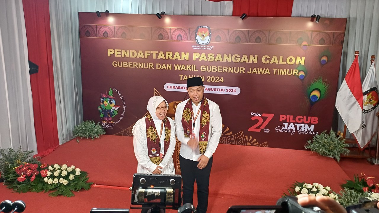 KPU Jatim Nyatakan Berkas Khofifah – Emil Lengkap