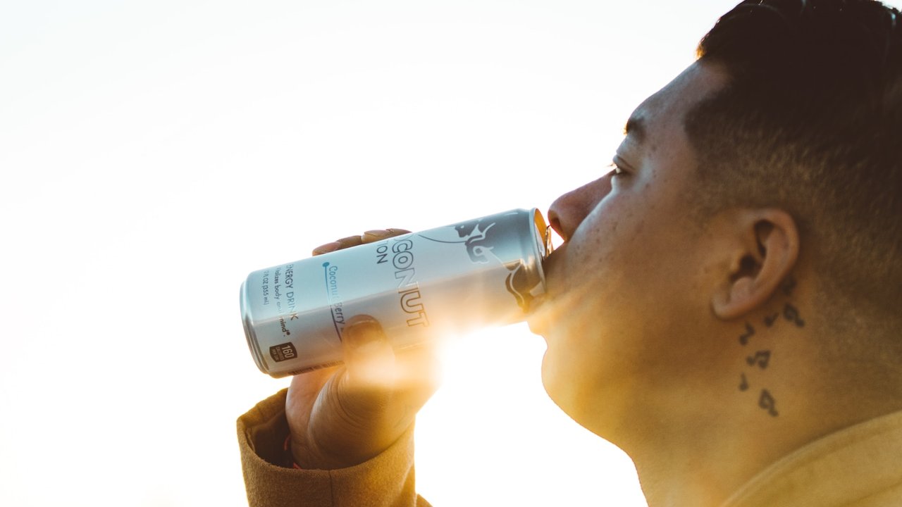 ilustrasi minuman berenergi