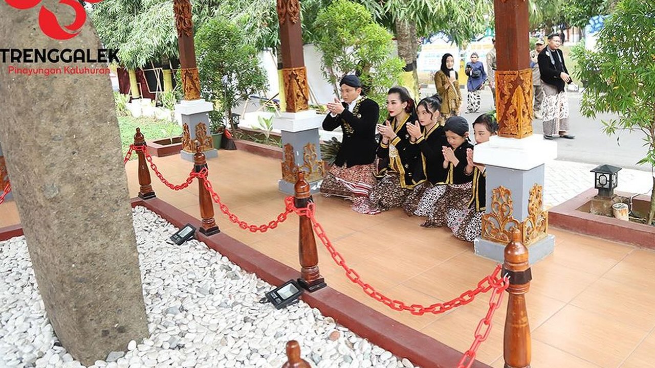Prasasti Kamulan