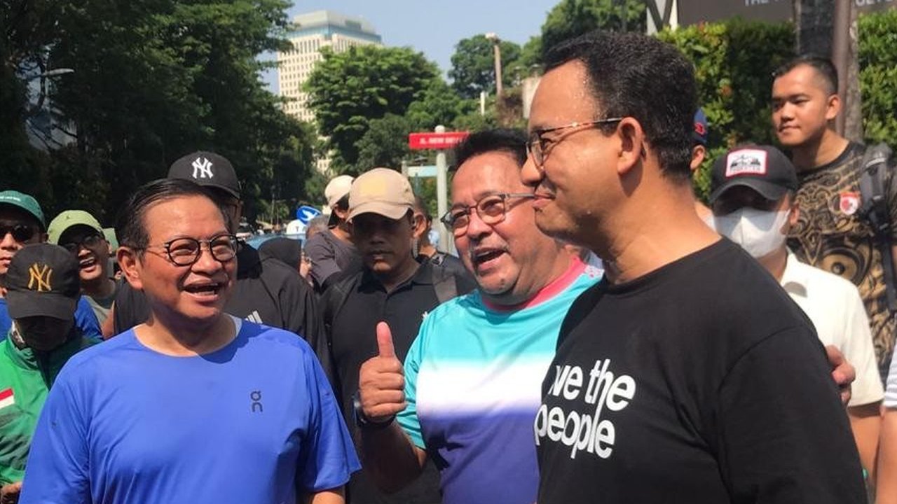Anies Baswedan bertemu Pramono-Rano saat CFD di Jakarta
