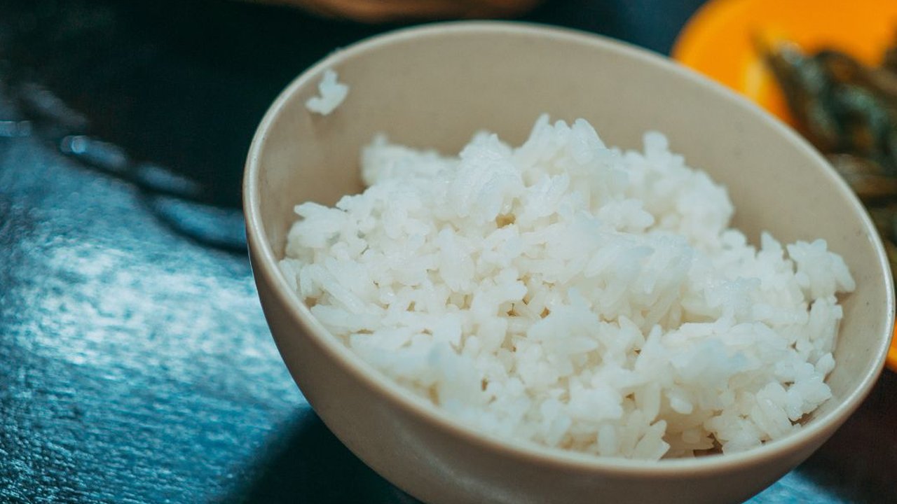 Cara memasak nasi agar dapat dimasukkan kedalam menu pola makan diet