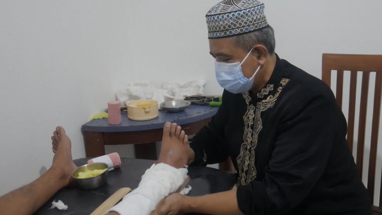 Pijat Patah Tulang Haji Naim