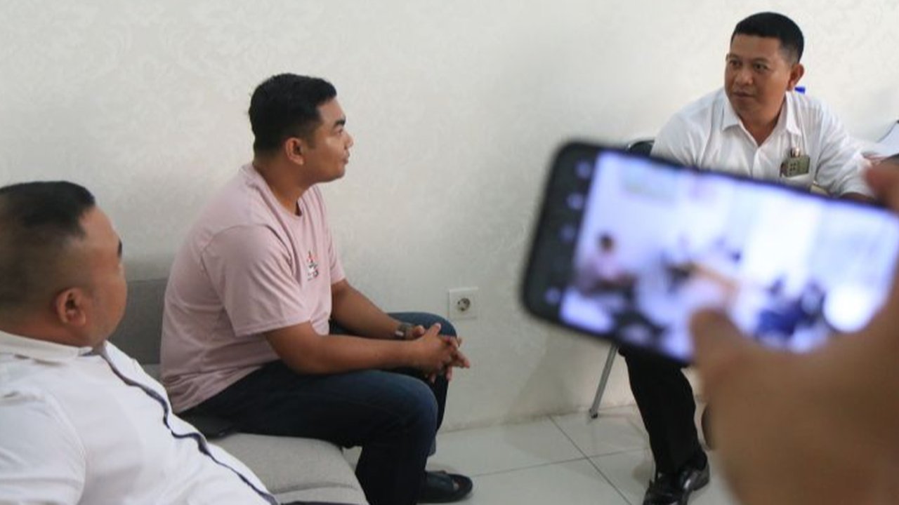 Jaksa gadungan