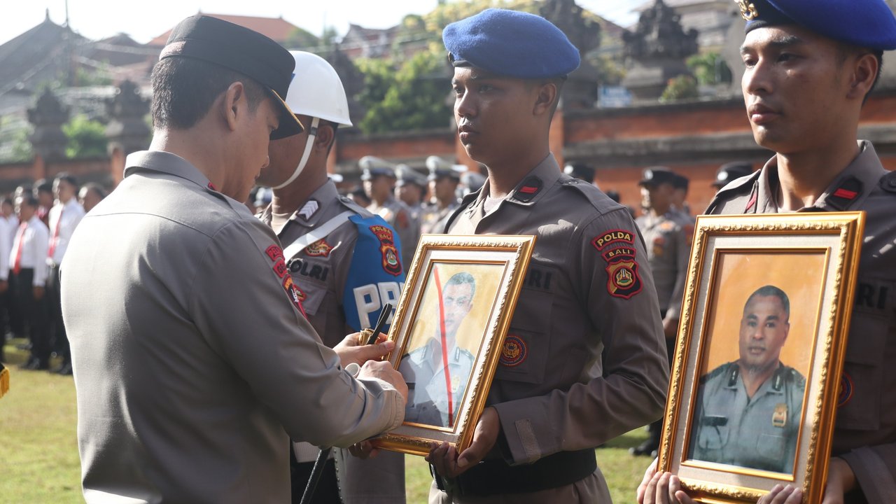 Polda Bali pecat 9 anggota