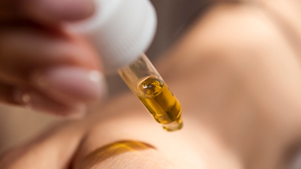 Efek Samping Retinol bagi Kulit, Wajib Tahu Sebelum Menggunakannya