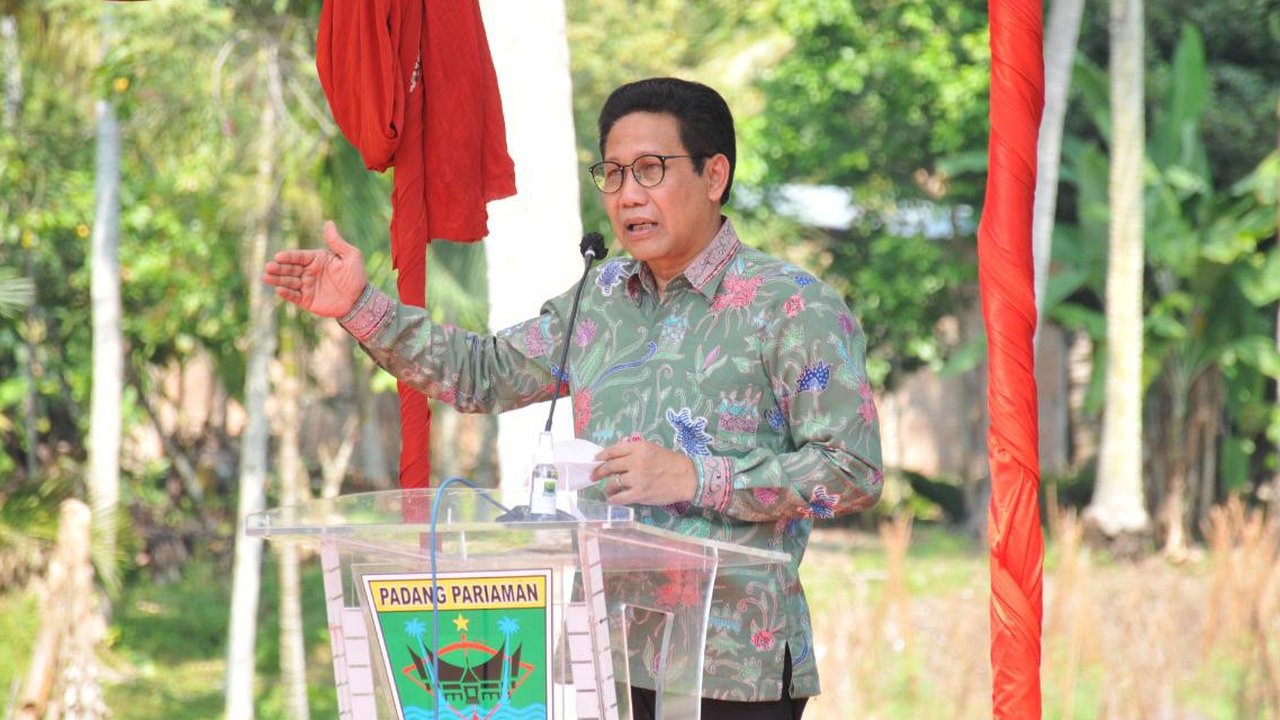 Ketua Desk Pilkada PKB Abdul Halim Iskandar di DPP PKB, Jakarta Pusat, Senin (3/6/2024). (Liputan6.com/ Winda Nelfira)
