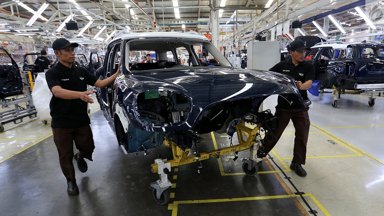 Tips Memilih Bahan Bodi Mobil yang Tepat Berdasarkan Keunggulan dan Kekurangannya