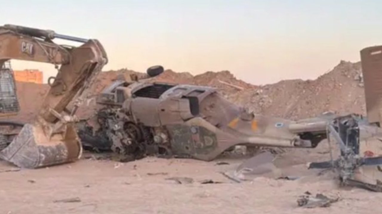 Helikopter militer Israel jatuh di Rafah, Jalur Gaza selatan.