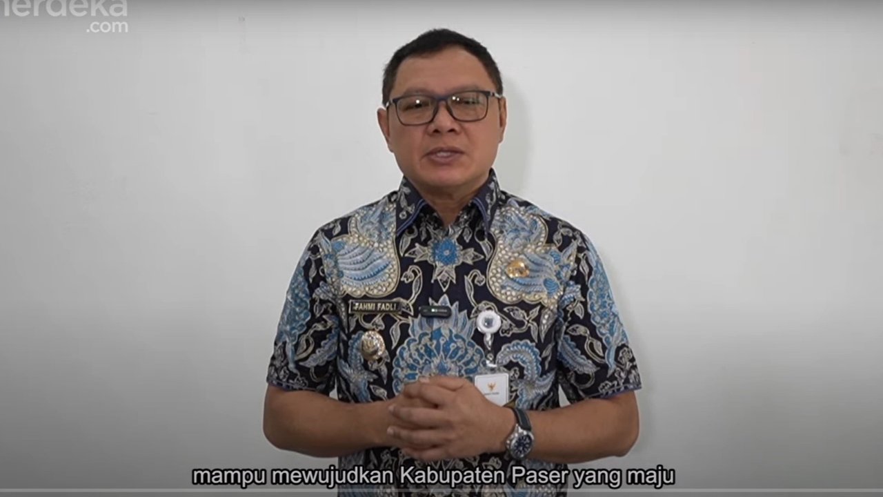 Bupati Paser Fahmi Fadli