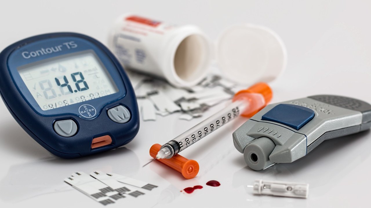 Cara Mengelola Kolesterol dengan Alami, Perhatikan Gaya Hidup