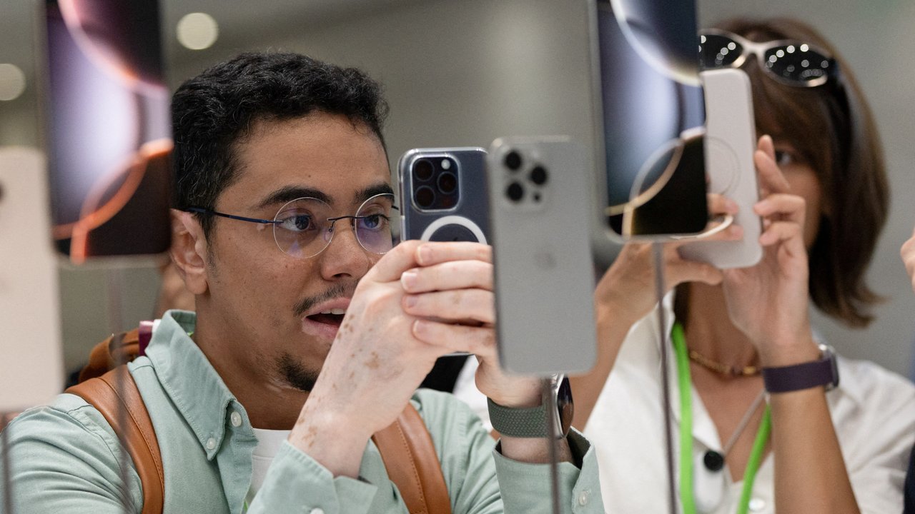 Bikin Iri, Perusahaan ini Bagikan iPhone 16 Pro Gratis ke Karyawannya, Anak Magang Juga Dapat